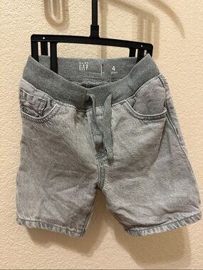 3/25$ GAP Light Gray Toddler Drawstring denim Shorts